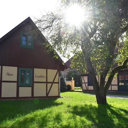 Nahe Schweriner Seenplatte Feriehus