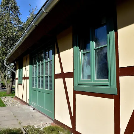 Nahe Schweriner Seenplatte Feriehus Wendorf (Kuhlen-Wendorf)